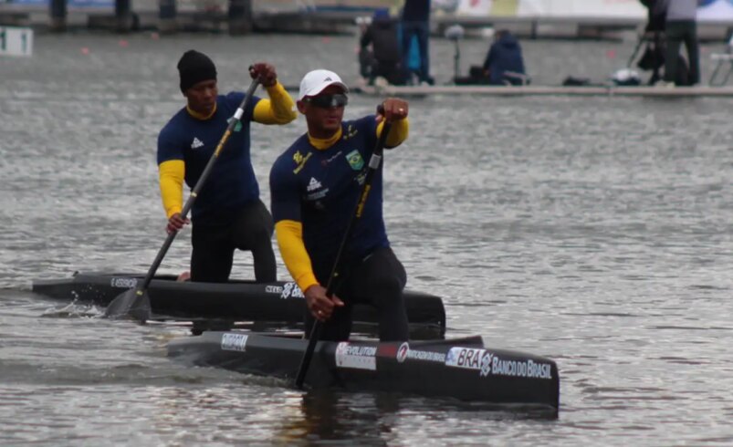Brasil conquista duas medalhas de ouro na Copa do Mundo de Canoagem e Paracanoagem