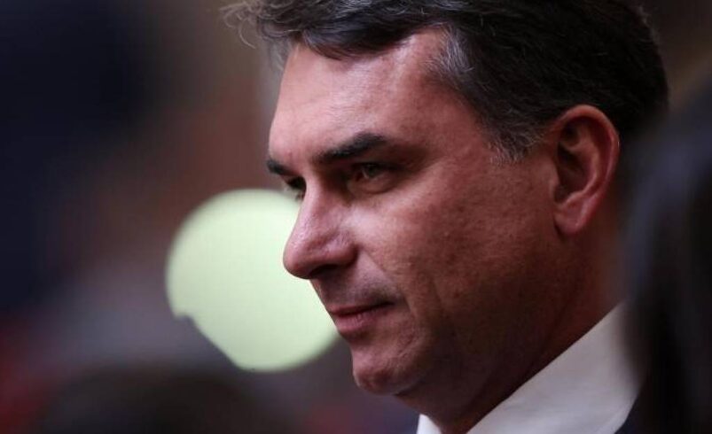 Pesquisa Quaest Revela Destaque para Voto Espontâneo na Campanha de Flávio em 10 de Junho de 2026