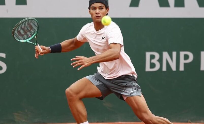Roland Garros: Luis Guto Miguel derrota compatriota e avança à final juvenil
