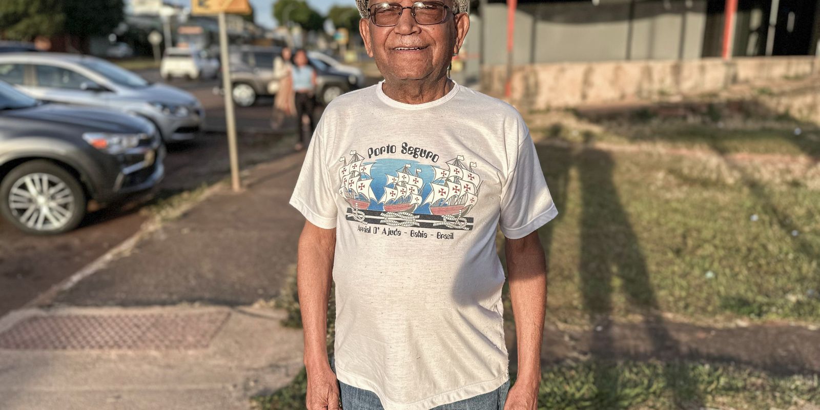 Aos 91 anos, Seu Simão, torcedor da seleção há 20 Copas do Mundo, aposta no hexa em 2022.