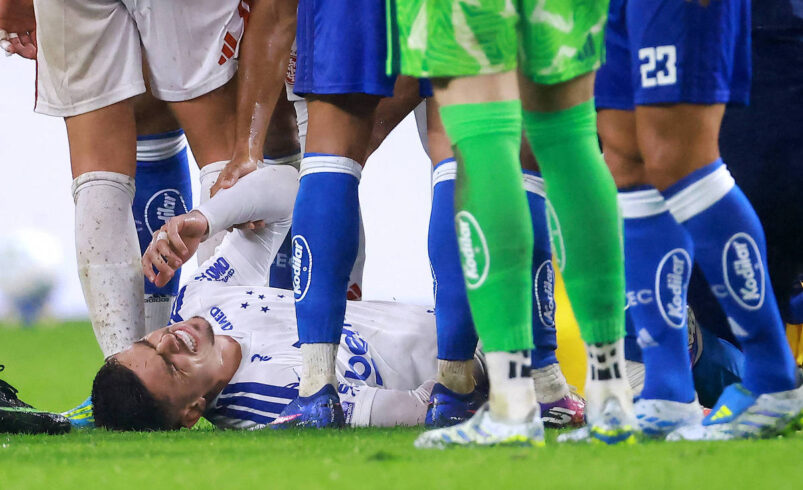 Gabriel Pec se lesiona gravemente em sua estreia pelo Cruzeiro – 23/07/2026 – Esporte