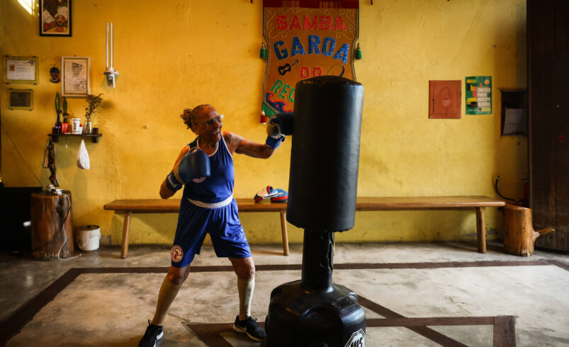 Idosas praticam boxe e conquistam força e autoestima – 01/08/2026 – Equilíbrio