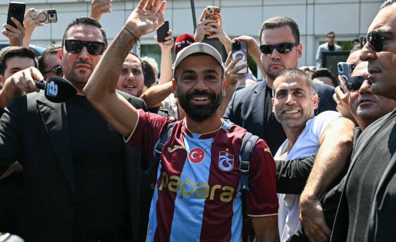 Salah desembarca na Turquia para discutir transferência ao Trabzonspor – 05/08/2026 – Esporte